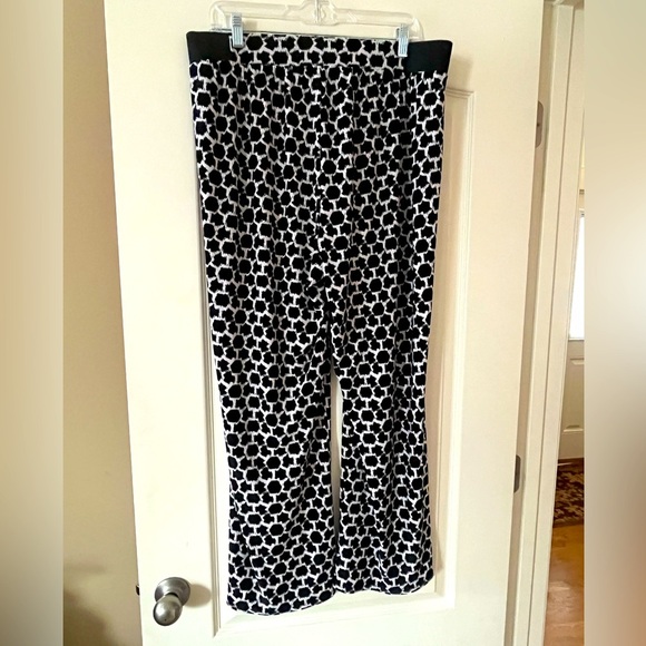 Jones Studio Stylish Black and White Patterned Women's Pants Size 1X - Picture 1 of 14